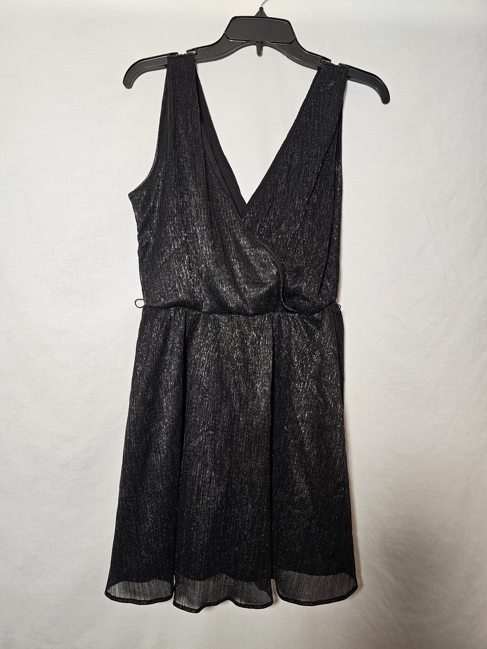 Banana Republic Petite 8P Black Solid V-Neck Sleeveless Chiffon Fit & Flare
